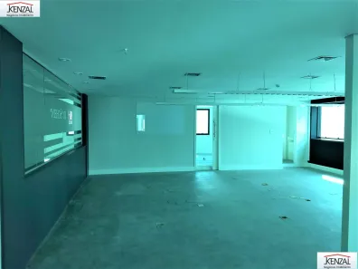 Sala Comercial com 3 Quartos para alugar, 192m² no Cerqueira César, São Paulo