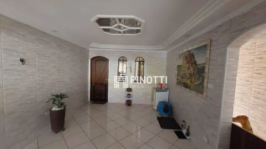 Sobrado com 3 Quartos para venda ou aluguel, 269m² no Montanhão, São Bernardo do Campo