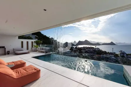Casa de Condomínio com 4 Quartos à venda, 750m² no Charitas, Niterói