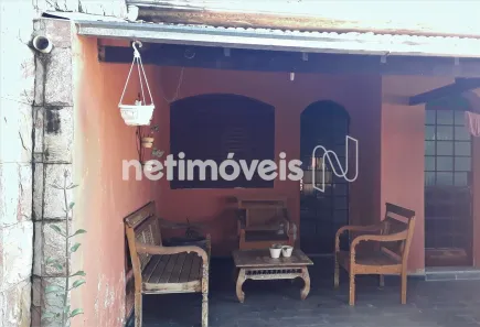 Casa com 5 Quartos à venda, 180m² no Caiçaras, Belo Horizonte