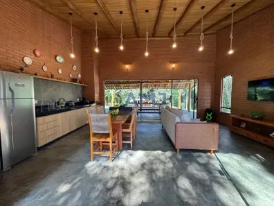 Fazenda/Sítio com 2 Quartos à venda, 135m² no , Hidrolândia