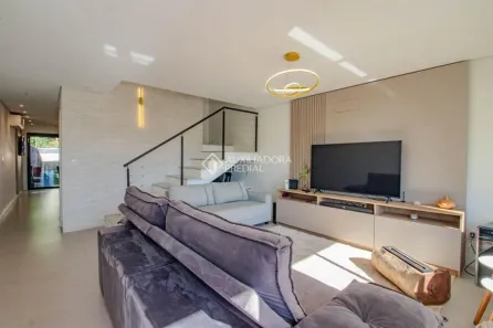 Casa com 3 Quartos à venda, 153m² no Chácara das Pedras, Porto Alegre