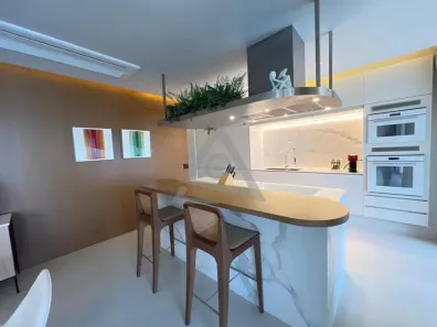 Apartamento com 3 Quartos à venda, 256m² no Cambuí, Campinas