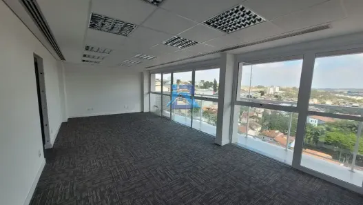 Sala Comercial para alugar, 137m² no Centro, Itatiba