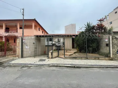 Casa com 4 Quartos à venda, 174m² no Teixeiras, Juiz de Fora