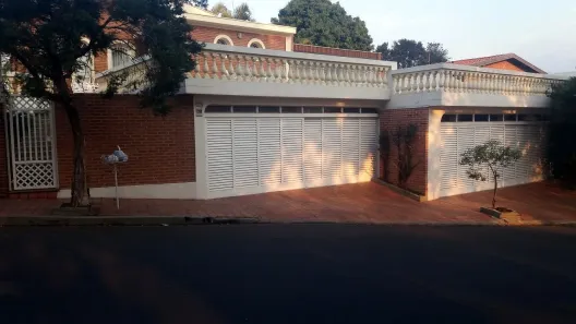 Sobrado com 4 Quartos à venda, 660m² no Vila Brasília, São Carlos