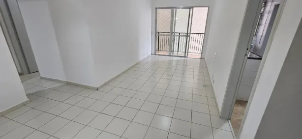 Apartamento com 2 Quartos para alugar, 65m² no Humaitá, Rio de Janeiro
