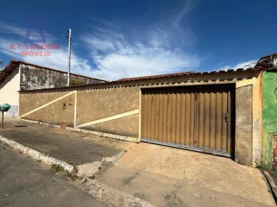Casa com 3 Quartos à venda, 450m² no Planalto, Montes Claros