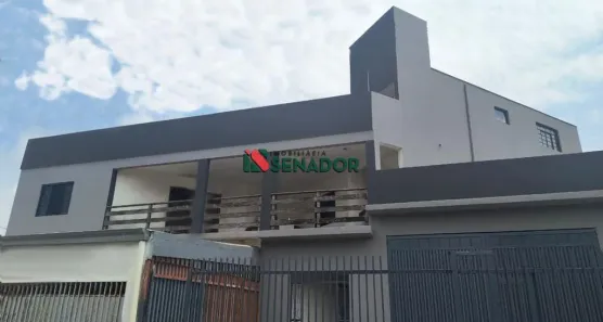 Casa com 4 Quartos para alugar, 200m² no Califórnia, Londrina