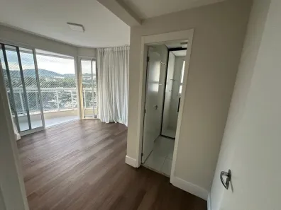 Apartamento com 3 Quartos para alugar, 89m² no Dezoito do Forte Empresarial/Alphaville., Barueri