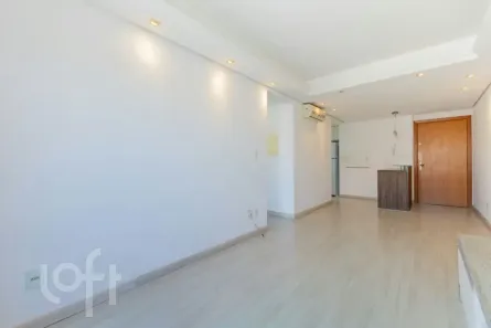 Apartamento com 2 Quartos à venda, 69m² no Centro Histórico, Porto Alegre