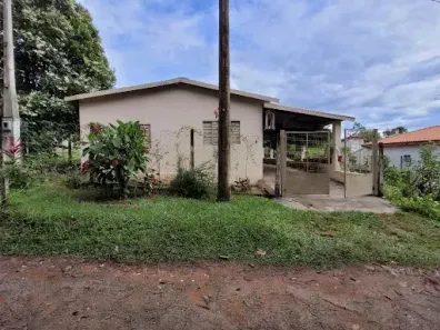 Fazenda/Sítio com 3 Quartos à venda, 162m² no Dirceu (Distrito de Marília), Marília