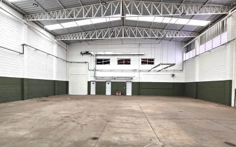 Galpão/Depósito/Armazém para alugar, 670m² no Loteamento Industrial Veccon Zeta, Sumaré