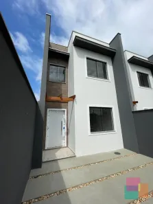 Sobrado com 3 Quartos à venda, 97m² no Bom Retiro, Joinville