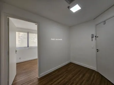 Sala Comercial à venda, 31m² no Santo Amaro, São Paulo