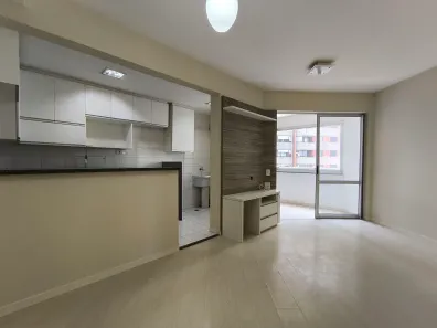 Apartamento com 3 Quartos para alugar, 72m² no Andrade, Londrina