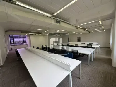Sala Comercial para venda ou aluguel, 375m² no Cidade Monções, São Paulo