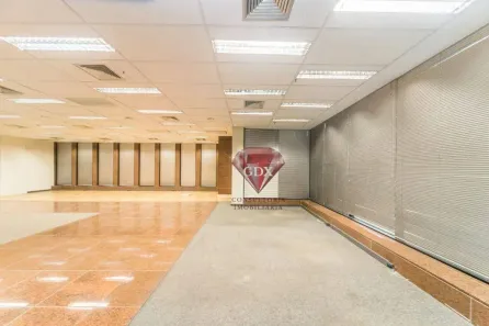 Ponto Comercial para alugar, 1032m² no Cidade Monções, São Paulo