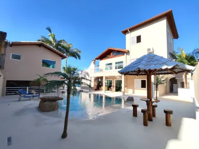 Casa com 5 Quartos à venda, 390m² no Jardim Imperador, Peruíbe