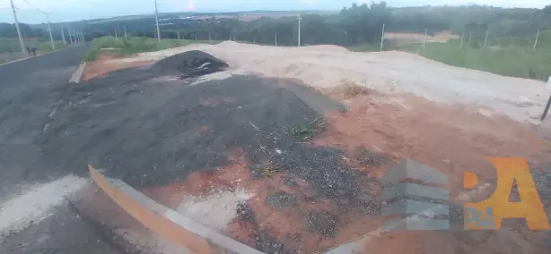 Lote/Terreno à venda, 270m² no Área Rural de Jaguariúna, Jaguariúna