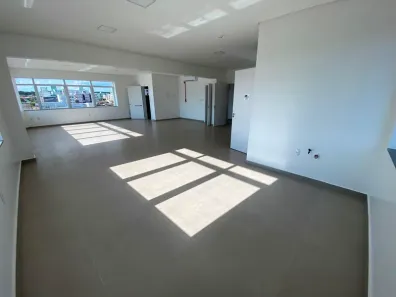 Sala Comercial para alugar, 480m² no Efapi, Chapecó