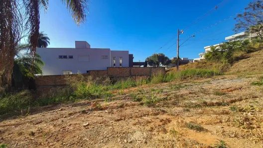 Lote/Terreno à venda, 491m² no Portal do Sol, Contagem