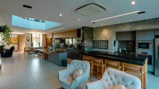 Casa com 3 Quartos à venda, 408m² no Morro das Pedras, Florianópolis