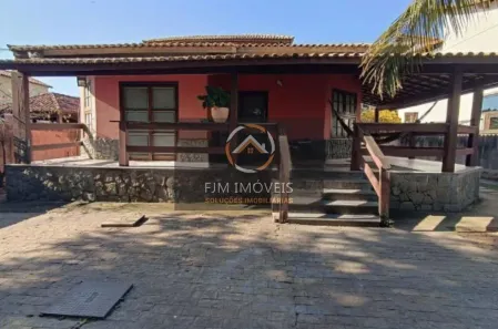 Casa com 3 Quartos à venda, 300m² no Itaipu, Niterói