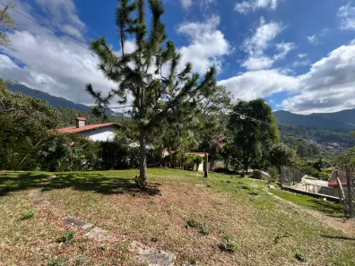Lote/Terreno à venda, 825m² no Cascatinha, Nova Friburgo