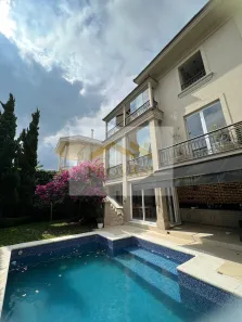 Casa com 4 Quartos para alugar, 474m² no Alphaville, Santana de Parnaíba