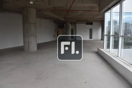Sala Comercial para alugar, 281m² no Green Valley Alphaville, Barueri