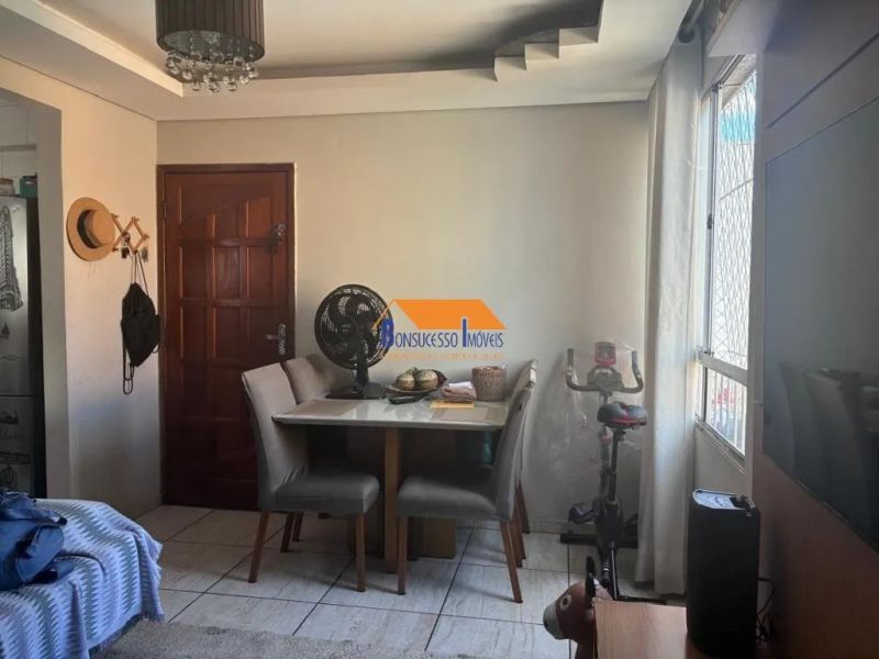 Apartamento com 2 quartos — Santa Mônica, Belo Horizonte