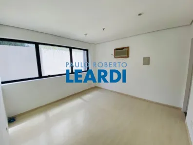 Sala Comercial para venda ou aluguel, 50m² no Sumarezinho, São Paulo