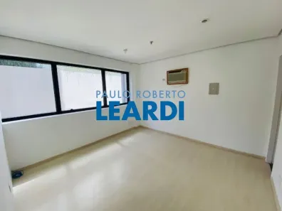 Sala Comercial à venda, 50m² no Sumarezinho, São Paulo
