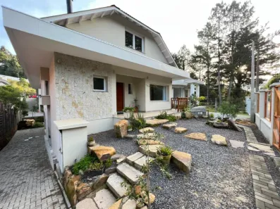 Casa com 4 Quartos à venda, 304m² no Casagrande, Gramado