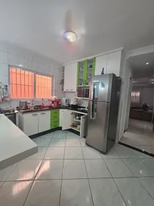 Casa de Condomínio com 3 Quartos à venda, 240m² no Vila Nova Curuçá, São Paulo