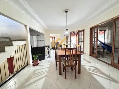 Sobrado com 3 Quartos à venda, 328m² no Jardim Primavera, Indaiatuba