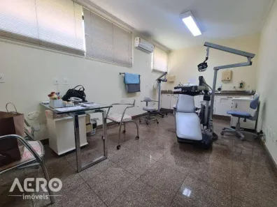 Prédio Comercial à venda, 640m² no Vila Cidade Universitária, Bauru