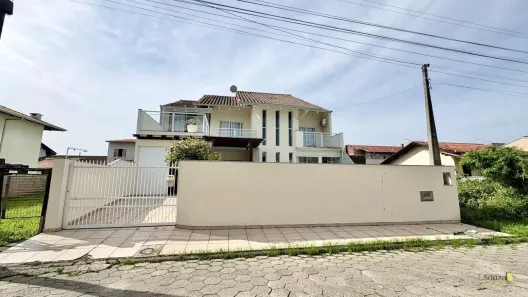 Sobrado com 4 Quartos à venda, 288m² no Praia da Enseada, São Francisco do Sul