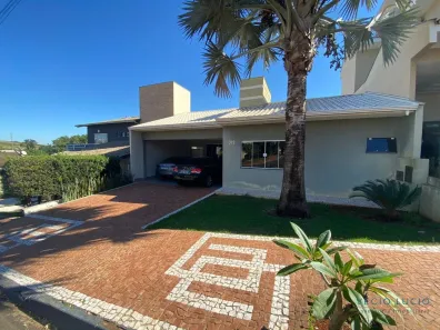 Casa de Condomínio com 3 Quartos à venda, 210m² no Brasília, Ibiporã