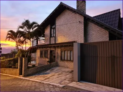 Casa com 3 Quartos à venda, 278m² no Saco dos Limões, Florianópolis