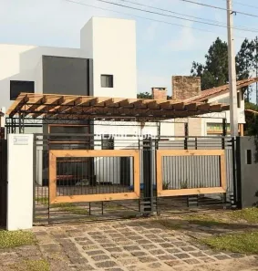 Casa com 3 Quartos à venda, 100m² no Laranjal, Pelotas