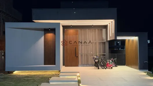 Casa de Condomínio com 4 Quartos à venda, 250m² no Ogiva, Cabo Frio
