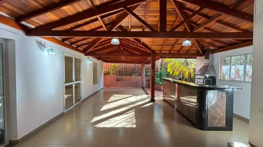 Casa de Condomínio com 4 Quartos para alugar, 215m² no Bosque das Juritis, Ribeirão Preto