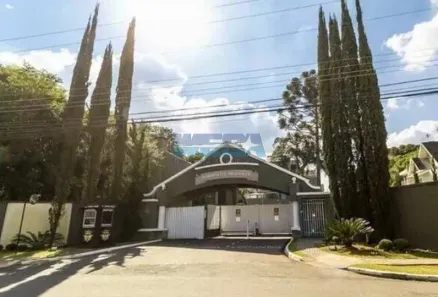 Sobrado com 3 Quartos à venda, 247m² no Orleans, Curitiba