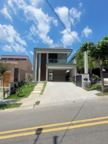 Casa de Condomínio com 3 Quartos à venda, 250m² no Cidade Parquelandia, Mogi das Cruzes