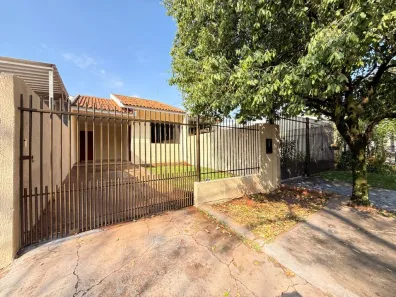 Casa com 3 Quartos para alugar, 100m² no Jardim Alvorada, Maringá