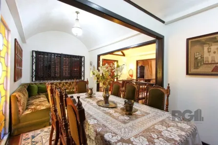Casa com 5 Quartos à venda, 420m² no Ipanema, Porto Alegre