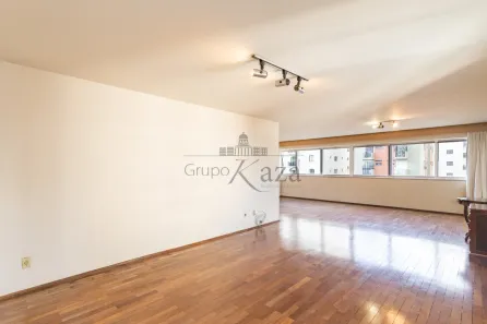 Apartamento com 4 Quartos à venda, 240m² no Jardim Paulista, São Paulo