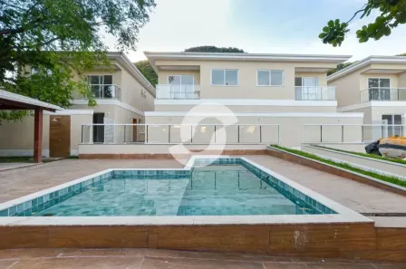Casa com 3 Quartos à venda, 97m² no Piratininga, Niterói
